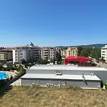 Апартамент Summer Breeze 503 Private Sunny *