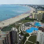 Апартамент Summer Breeze 503 Private Sunny